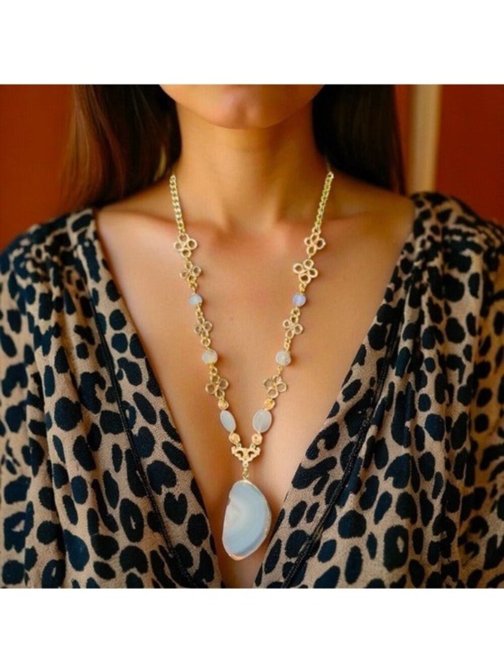 Banded Agate Slice Pendant Necklace | Chalcedony & Labradorite Gold Clover Chain